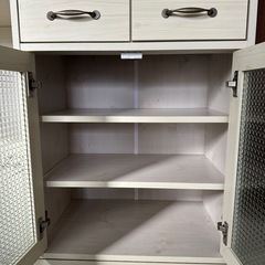 【予定者決定しました】
食器棚　キッチンボードの画像