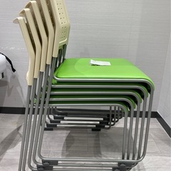 引き取り限定！日本製、中古美品パイプ椅子グリーン5脚の画像
