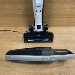 k26  【2023年製　コードレススティッククリーナー】 AQUA AQC-ZX1P（W）  の画像