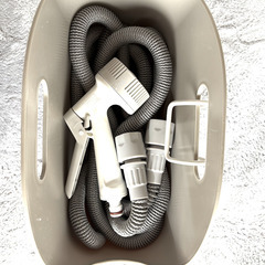 アイリスオーヤマ 伸縮ホース 最大15m 便利な収納ケース付 軽量コンパクト 多機能ノズル グレー SHP-15 ホースリールの画像