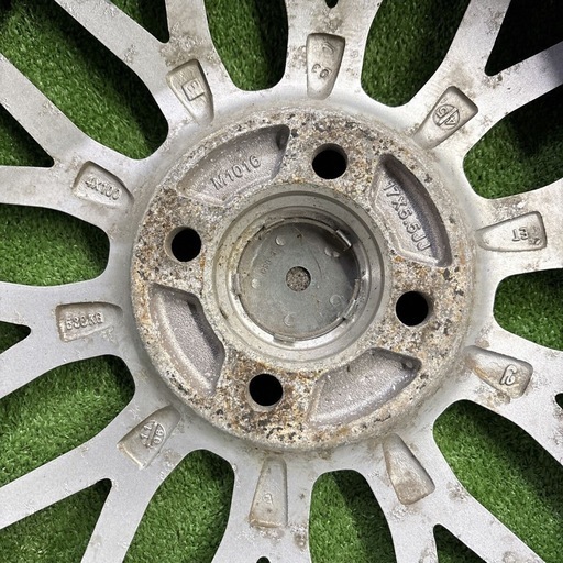 社外　17インチ　ホイール　K-BREAK LILITH 17×5.5J +45 PCD100 ハブ72 4H ジャンク　S50904077