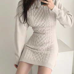 グレイル　ケーブル編みバックオープンニットミニワンピース Sサイズ　オフベージュの画像