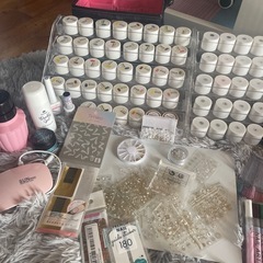 ジェルネイルセット商談中の画像