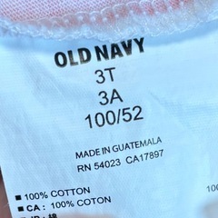 OLD NAVY ハローキティ Tシャツ 3T 100 サンリオの画像