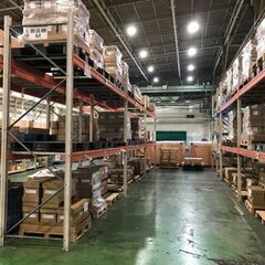 フォークリフト使用した倉庫内入出庫業務　安定安心の固定給232,000円（フォーク有資格者）の画像