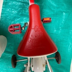 【受け渡し者決定】ハローキティ 16インチ自転車の画像