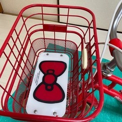 【受け渡し者決定】ハローキティ 16インチ自転車の画像