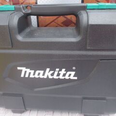 マキタ makita MT001D インパクトドライバ 中古品 バッテリ14.4V 1.5Ah二個/充電器 【ハンズクラフト宜野湾店】の画像
