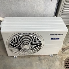 Panasonicエアコン12畳クラスの画像