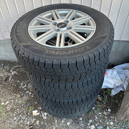 185/70R14スタッドレスタイヤアルミホイールセット