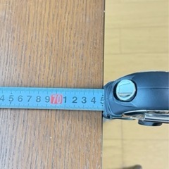 机と椅子の画像