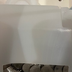 カプセルトイガチャガチャ ホワイト　本体　カプセル　専用コイン　セットの画像