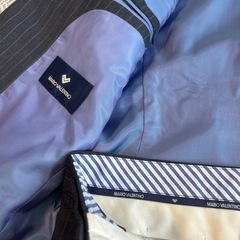 MARIOVALENTINOスーツ上下の画像