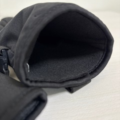 すべり止めとポケット付き手袋　の画像