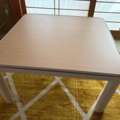 正方形のリバーシブルコタツ本体の画像