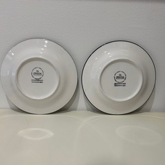 ONEIDA SNOW FAMILY プレート2枚 未使用 の画像