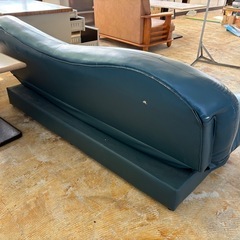 ソファ、テーブルの画像