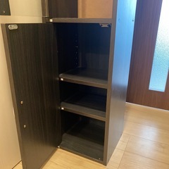 食器棚
の画像