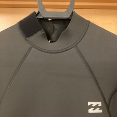 新品未使用 ビラボンウェットスーツ- 2mmx3mm ジャーフルの画像