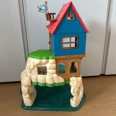エポック社 シルバニアファミリー ファミリートリップ おうち 【ぼうけん島のひみつのお家】の画像