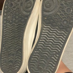 スニーカー24cmの画像