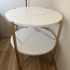 大理石ちょう調サイドテーブルの画像