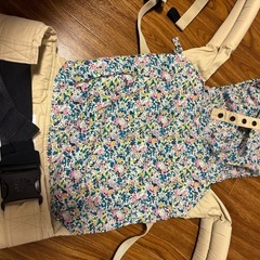 エルゴ抱っこ紐　インサート付きの画像