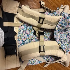 エルゴ抱っこ紐　インサート付きの画像