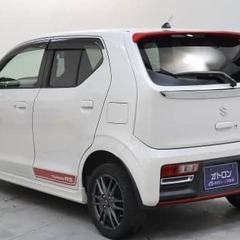 差し色の赤がポイント✨🚗スズキ アルト 　４ＷＤ　ターボＲＳ