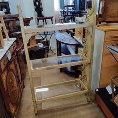 【愛品倶楽部柏店】ロココ調 ガラス3段ラック 西洋アンティーク風の画像