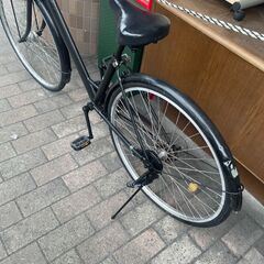 リサイクルショップどりーむ荒田店　No565 自転車　シティサイクル　２７インチ　ギア切り替え付き♪　LEDライト付き♪　カゴ若干破損あり　使用可能の画像