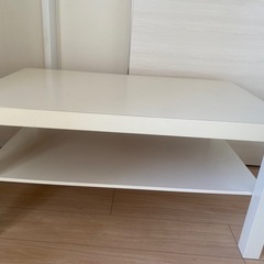 テーブル　白の画像