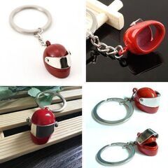 ヘルメットキーホルダー（新品）レッドの画像