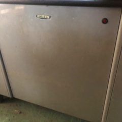 昭和44年製 飛騨産業 事務机 スチール製 オフィスデスク スチールデスク 書斎机 昭和レトロ 両袖 長期保管品の画像