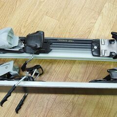 152cm ゼビオ カービングスキー XERES CROSS CARVE X9 スキー板 ビンディング付き 2点セット 札幌市 清田区 平岡の画像