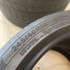 無料タイヤ　245/40R18【4719】2本の画像