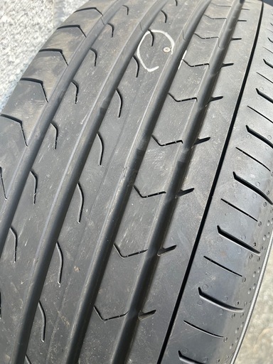225/60R17 4本セット　ヨコハマ、ブルーアース