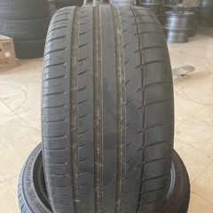 無料タイヤ　265/35R18【3619】2本の画像
