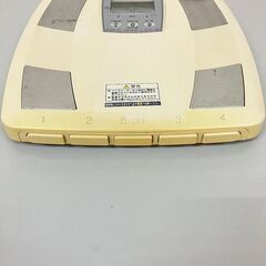 stp-3519　タニタ　体組成計　BC-512　ヘルスメーター　電池式　体重計　インナースキャン　内臓脂肪　骨量　個人データ4人分　クリーム色の画像