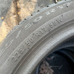 夏タイヤ225/50r17の画像