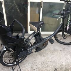 地域限定送料無料　ブリヂストン　ビッケ　三人乗り　12,3AH　子供乗せ　黒系　ギュットアニーズ　パスバビーアン　神戸市　電動自転車　の画像