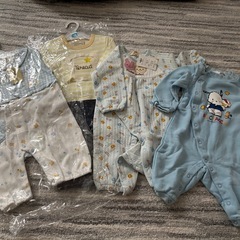 未使用7着✨80〜90ロンパースなど9点の画像