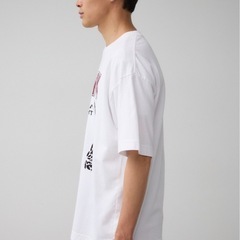 【新品】AZUL BY MOUSSY　FUNKロックTシャツの画像