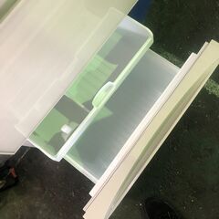 ジャングル×2和泉大型良品館 冷蔵庫 トウシバ GR-M36XV 2019【R-145】の画像