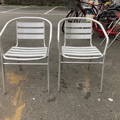 アルミ　ガーデンチェア2脚　　リサイクルショップ宮崎屋　佐土原店　25.11.4の画像