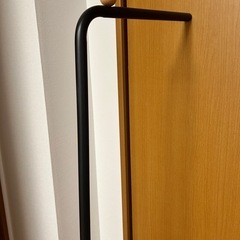 ハンガーポール 壁掛け コートハンガー ウォールハンガーの画像