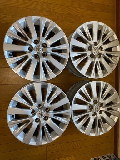 20アルファード後期ホイール