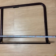 【美品/鉄製】ベッドガード 転落防止柵 渦巻き模様装飾 布団ずり落ち防止 立ち上がり補助の画像