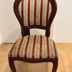 取り引き中。猫脚　ダイニングチェアの画像