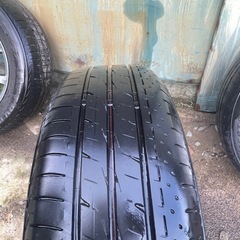 ブリヂストン夏タイヤ、ホイールの画像